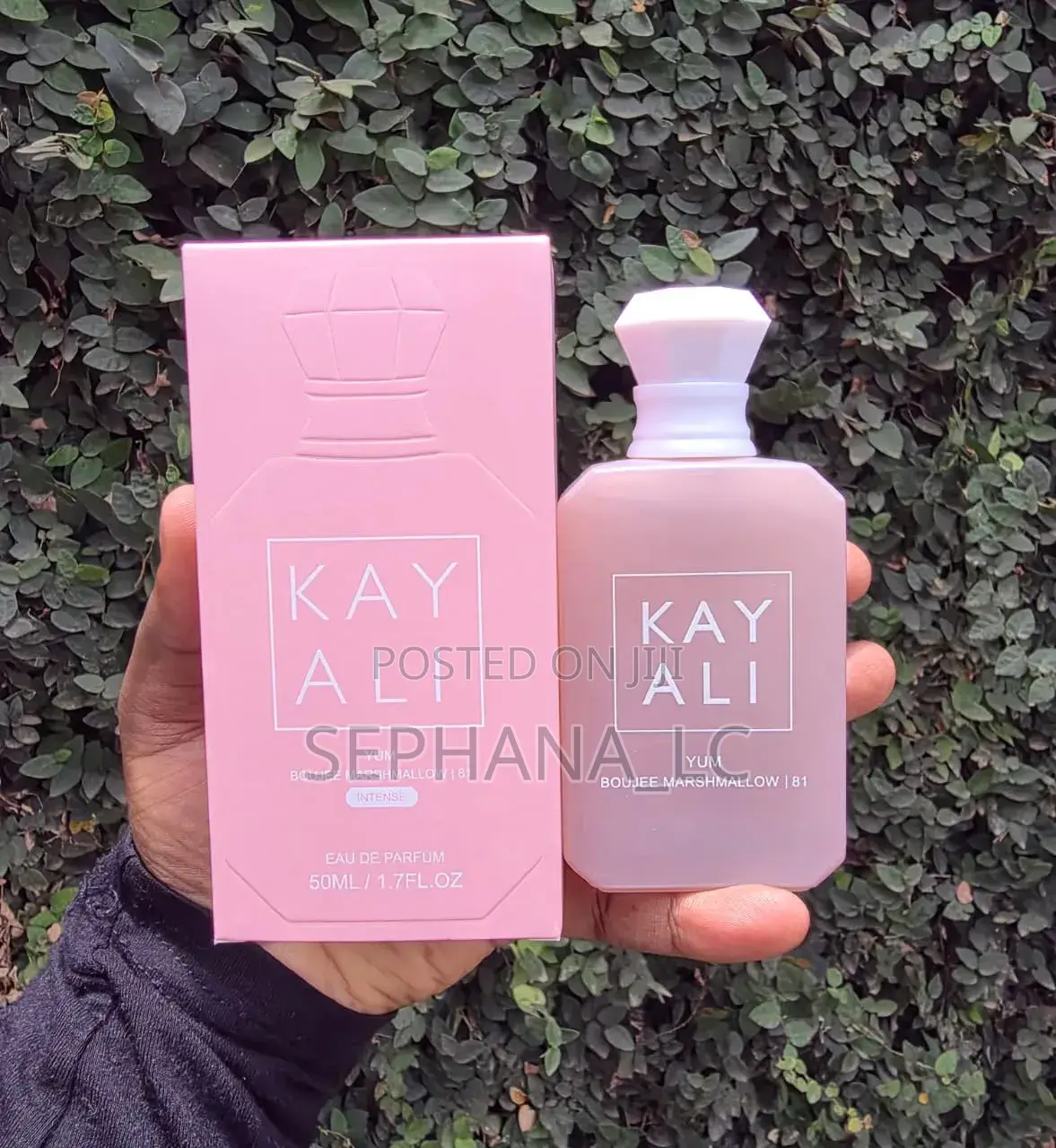 Mini Kayali