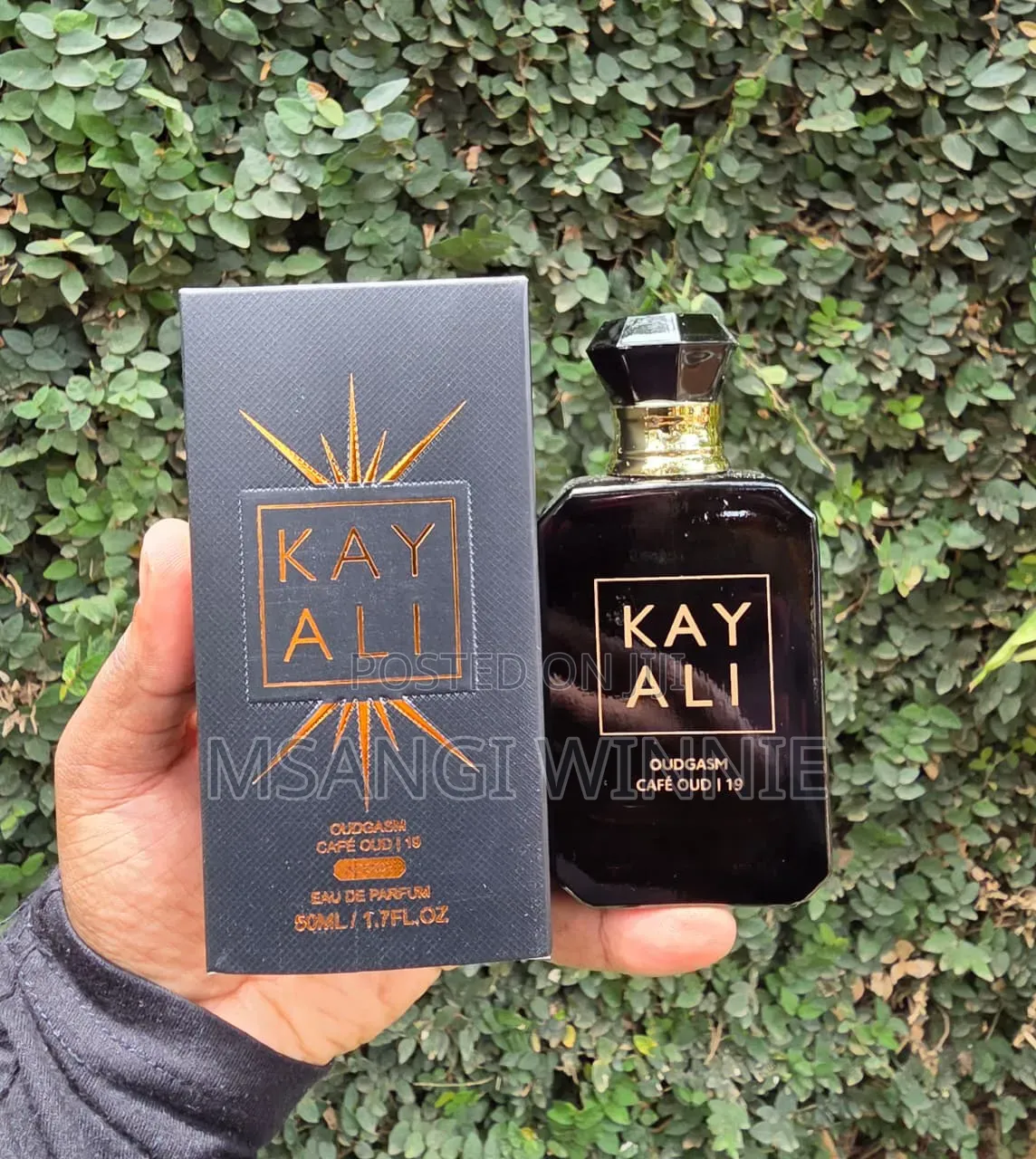 Mini Kayali