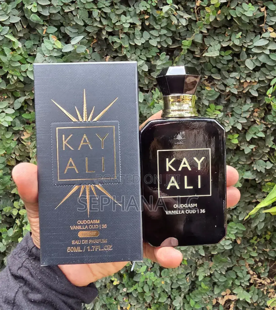 Mini Kayali