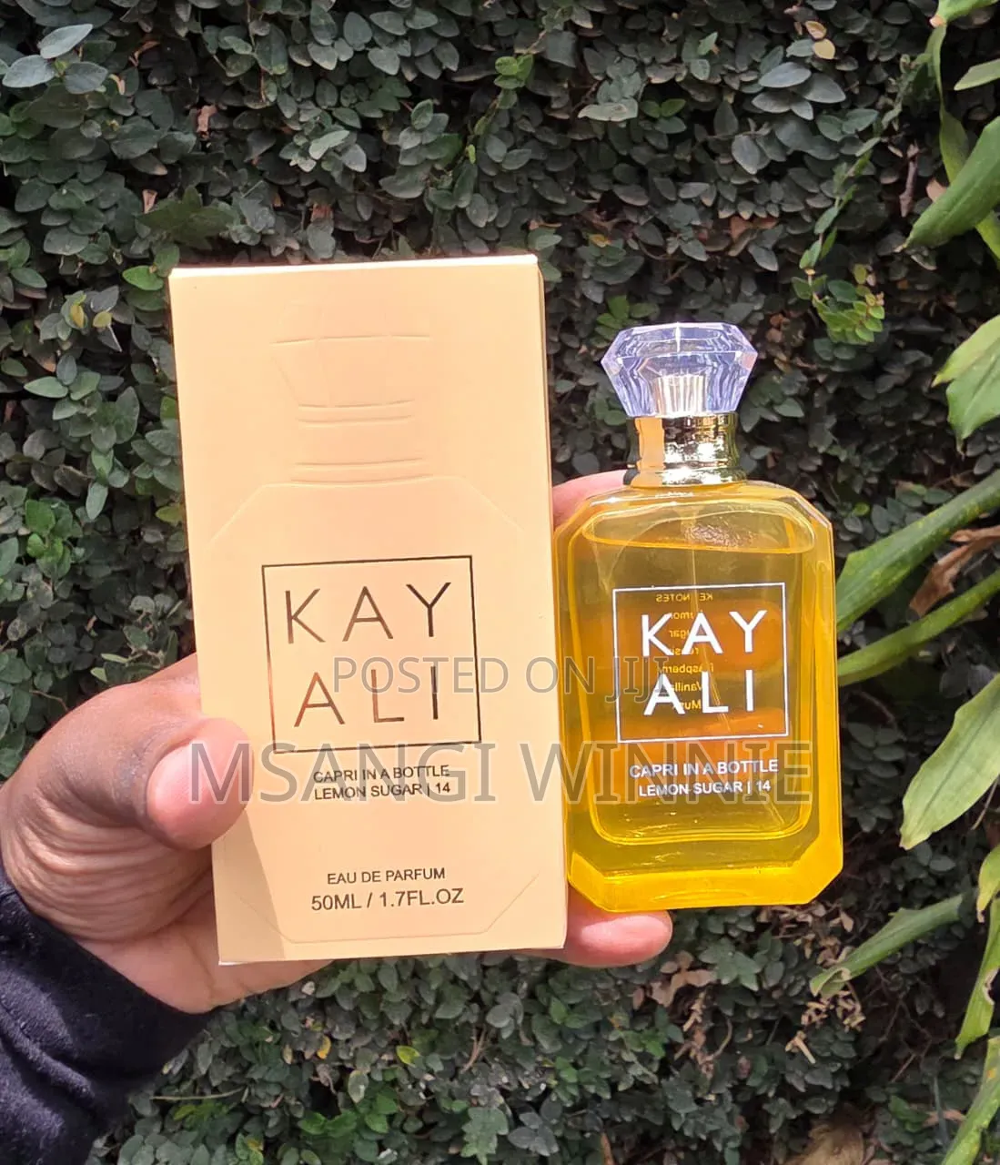 Mini Kayali