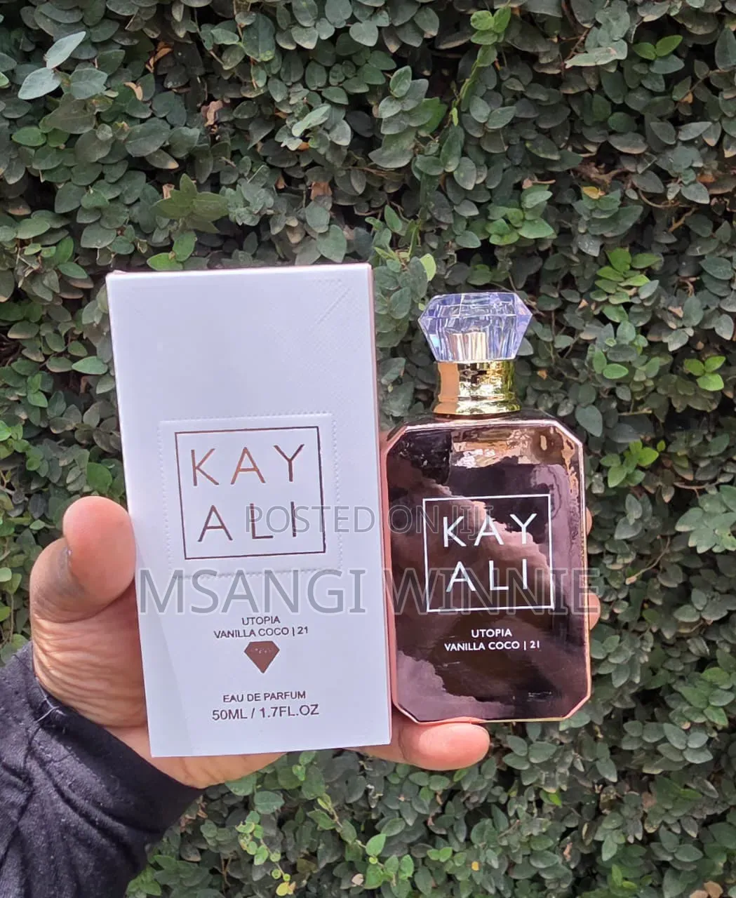 Mini Kayali
