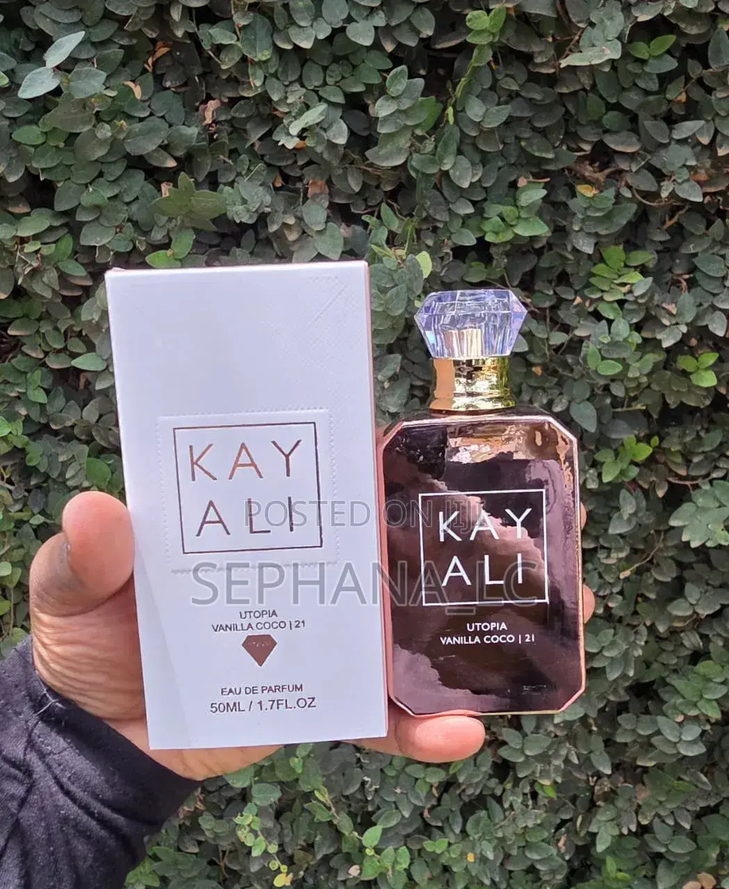 Mini Kayali