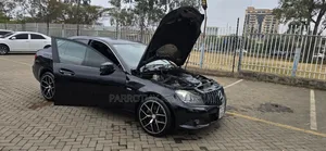 Mercedes-Benz E200 2011 Black
