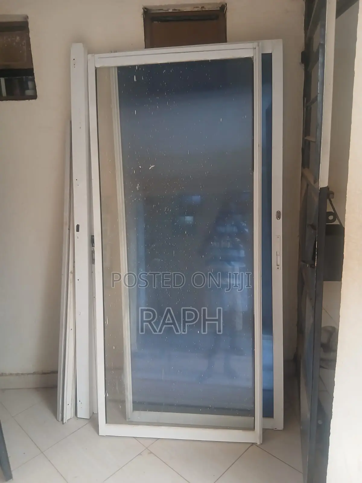 Sliding Door