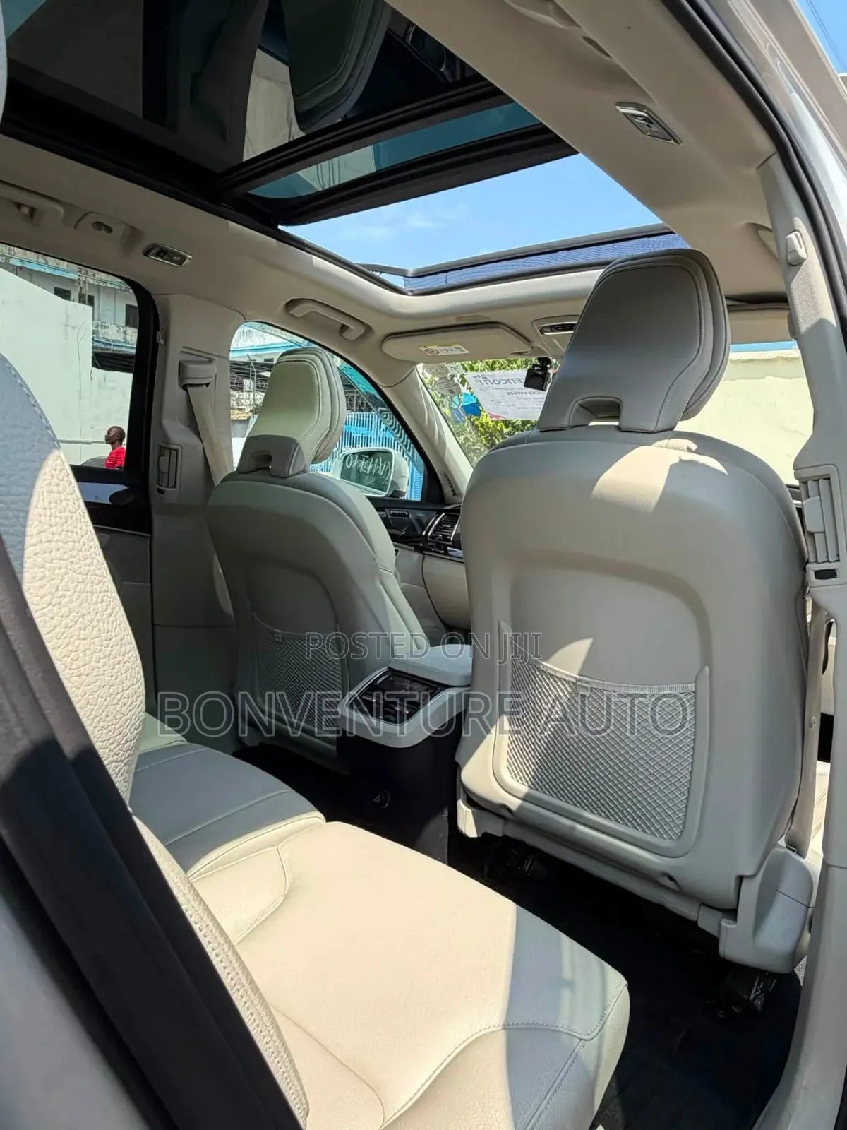 Volvo XC90 T6 Inscription AWD 2019 Beige