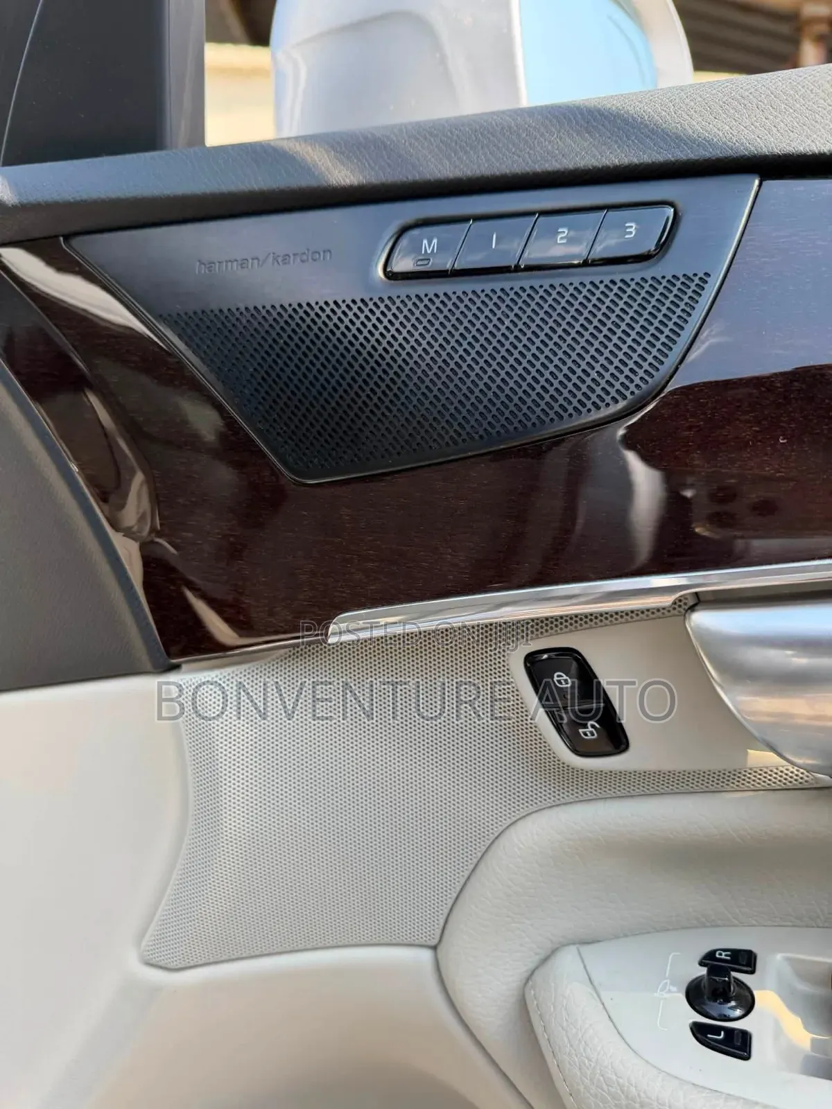 Volvo XC90 T6 Inscription AWD 2019 Beige