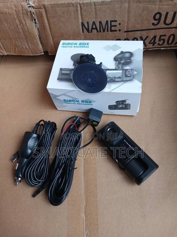 Advanced 3-in-1 Dash Cam | 3 Cameras in OneFront Inside and Rear