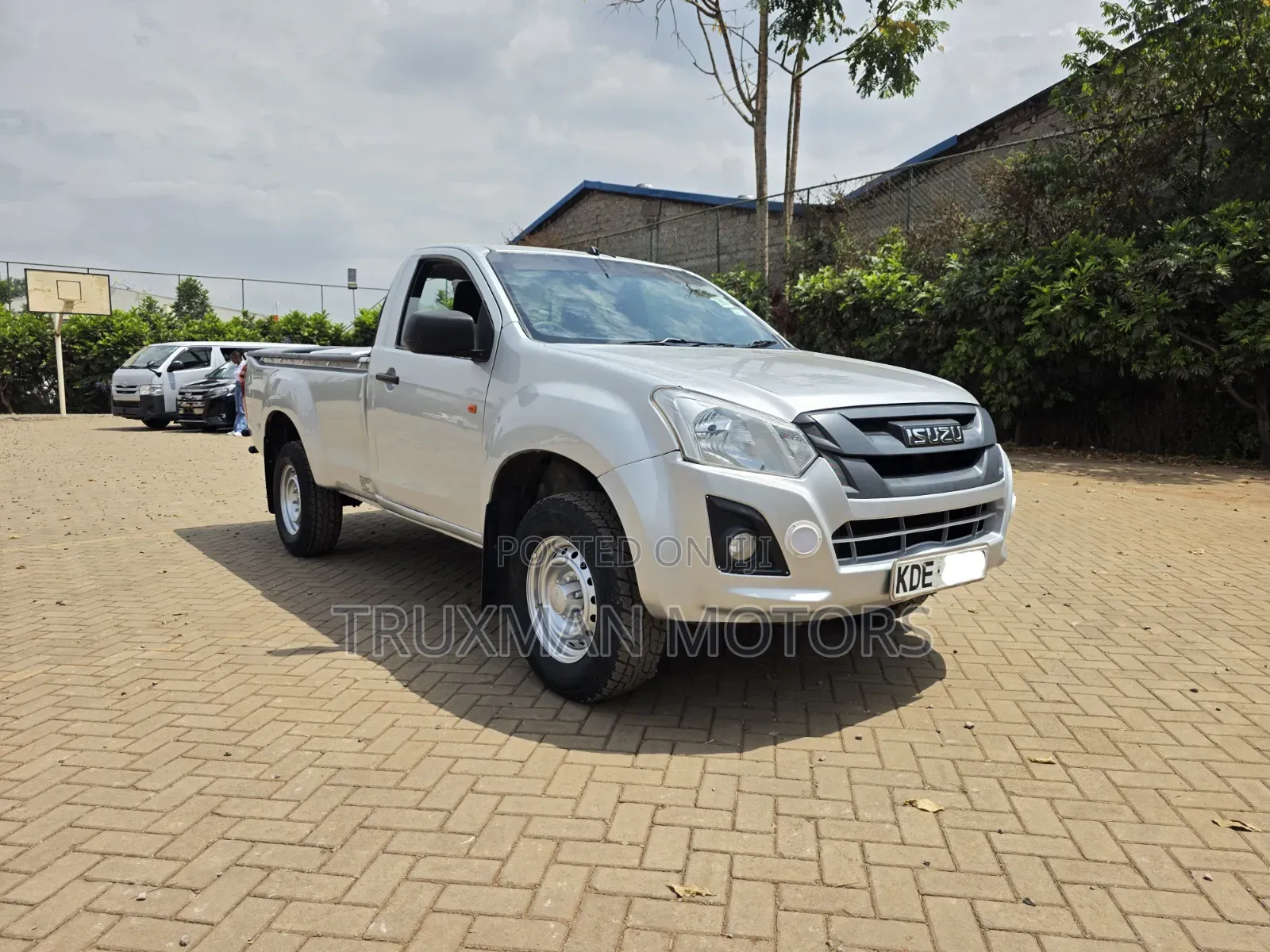 Isuzu D-MAX 2021 Silver