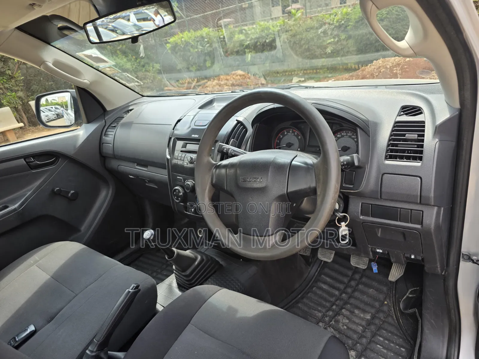 Isuzu D-MAX 2021 Silver