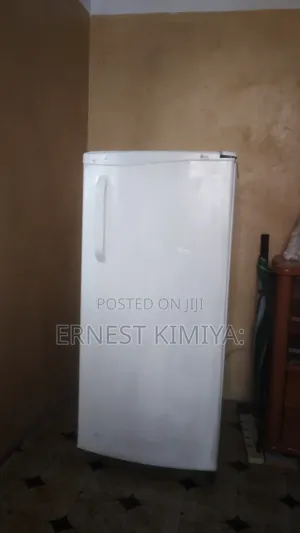 FRIDGE- Model : GR- 191RK. Is Used and in Good Working Condition
