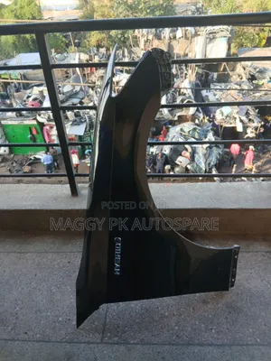 Toyota Crown Royal 2013 Fender /Wing