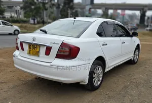 Toyota Premio 2003 Off white