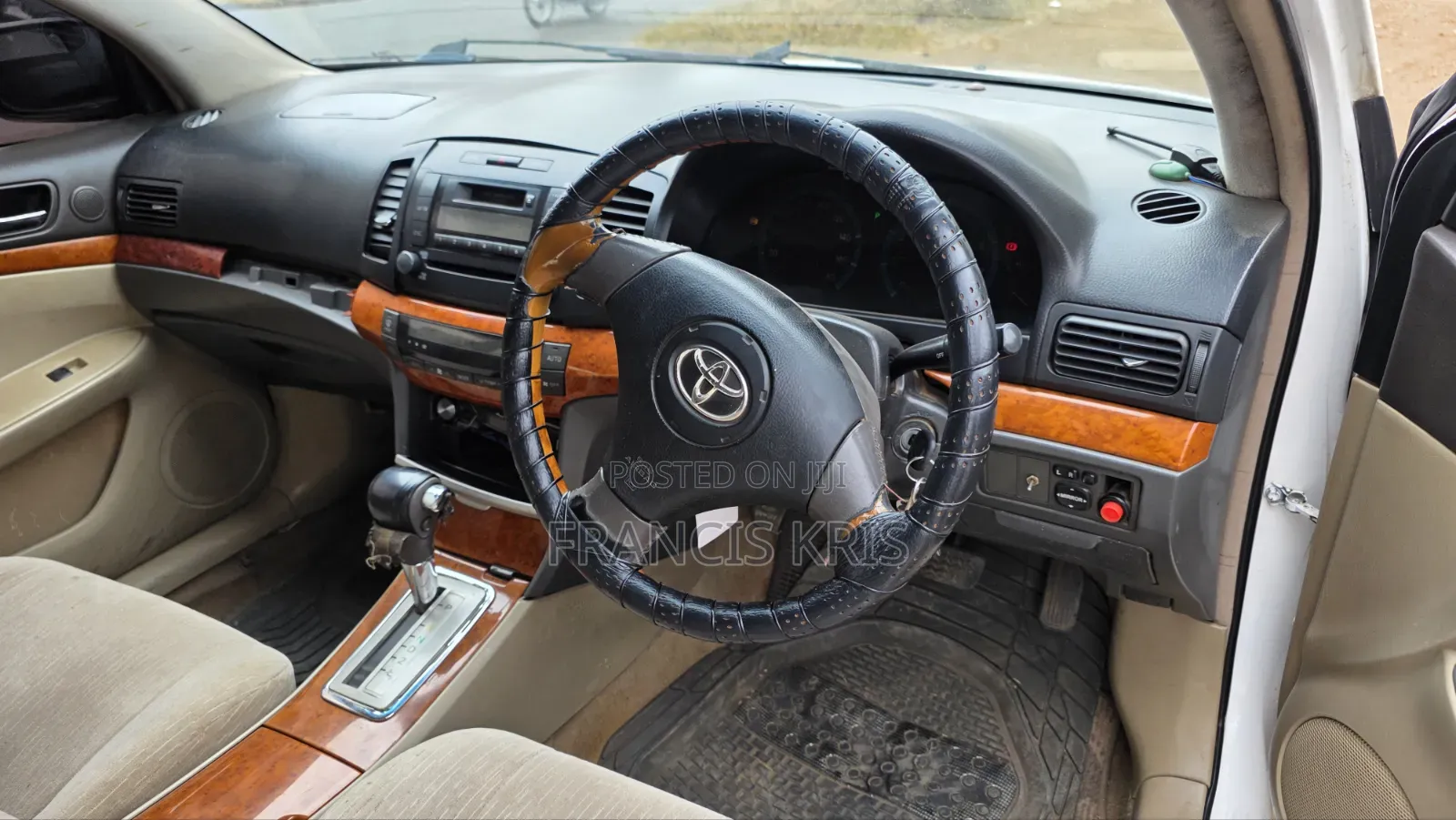 Toyota Premio 2003 Off white