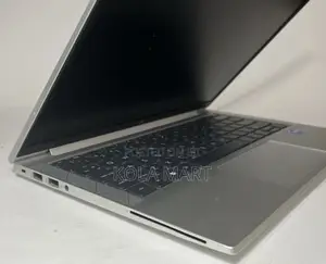 New Laptop HP EliteBook 830 G8 8GB Intel Core i7 SSD 256GB