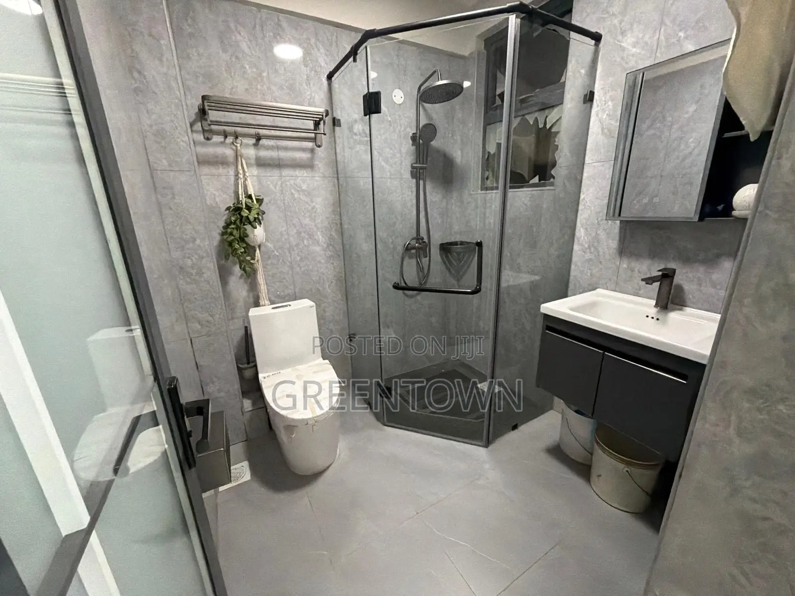 1bdrm Apartment in Tsavorite Gardens, Kilimani for sale
