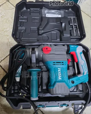 TOTAL TH Rotary Hammer 1500w 32mm