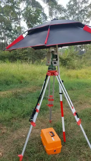 Foif RTS Total Station With an Umbrella