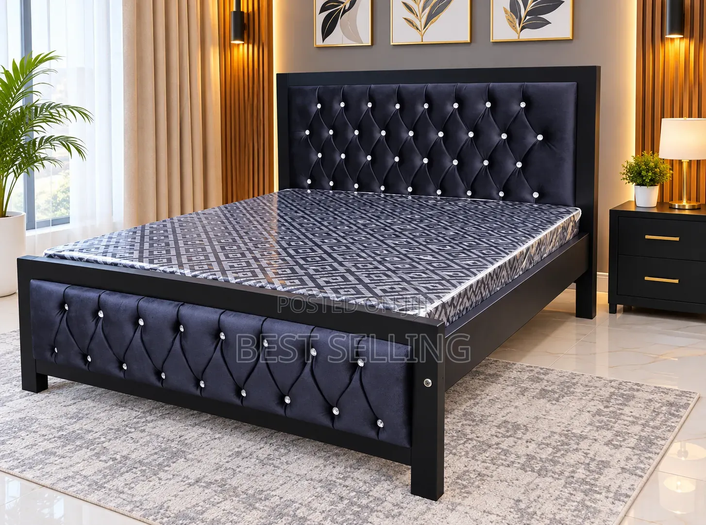 5*6 Black Chestabed Bed