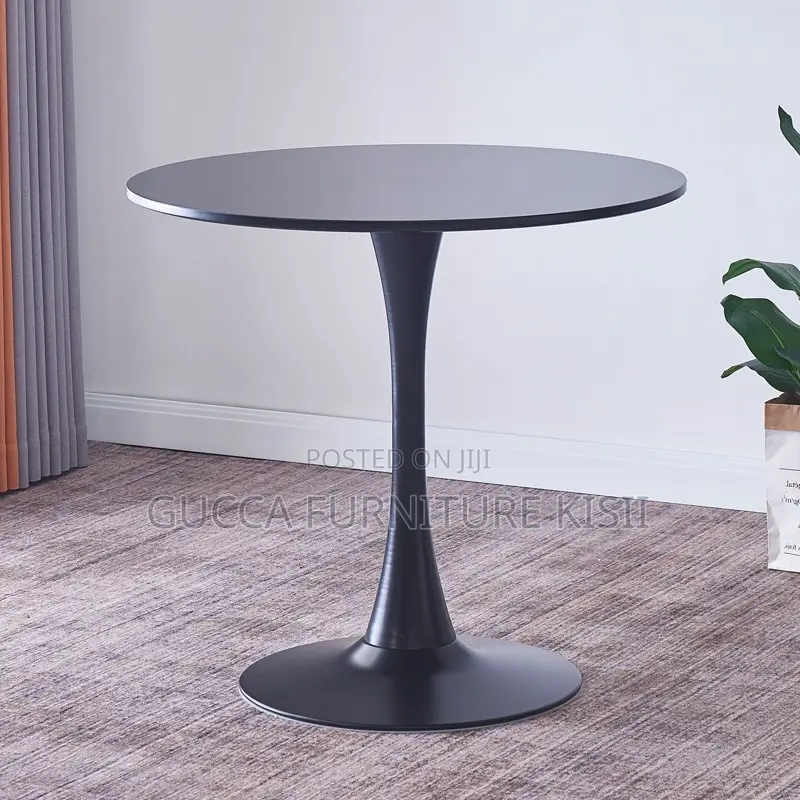 Marble Round Eames Table