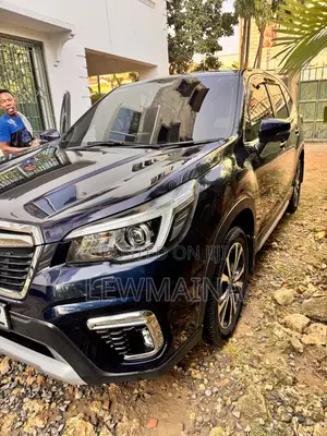 Subaru Forester Premium AWD 2019 Blue