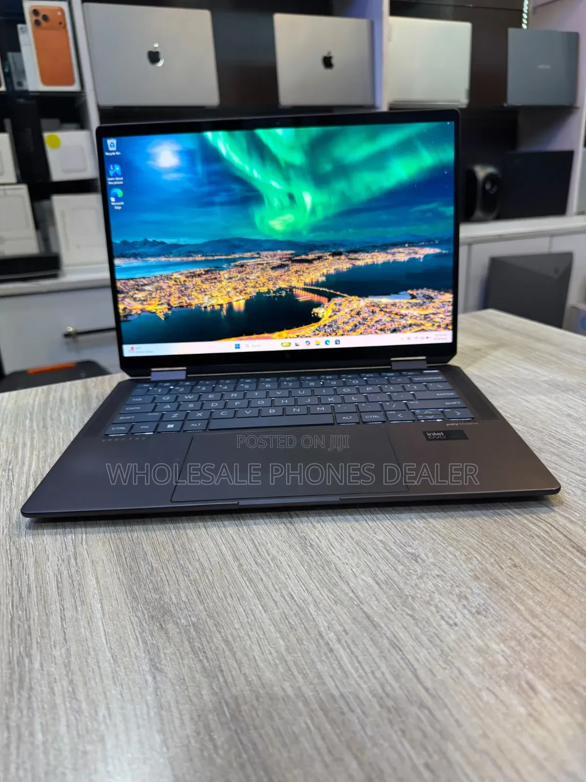 New Laptop HP Spectre 14 16GB Intel Core Ultra 7 SSD 1T
