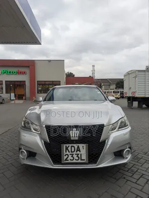 Toyota Crown 2013 Silver
