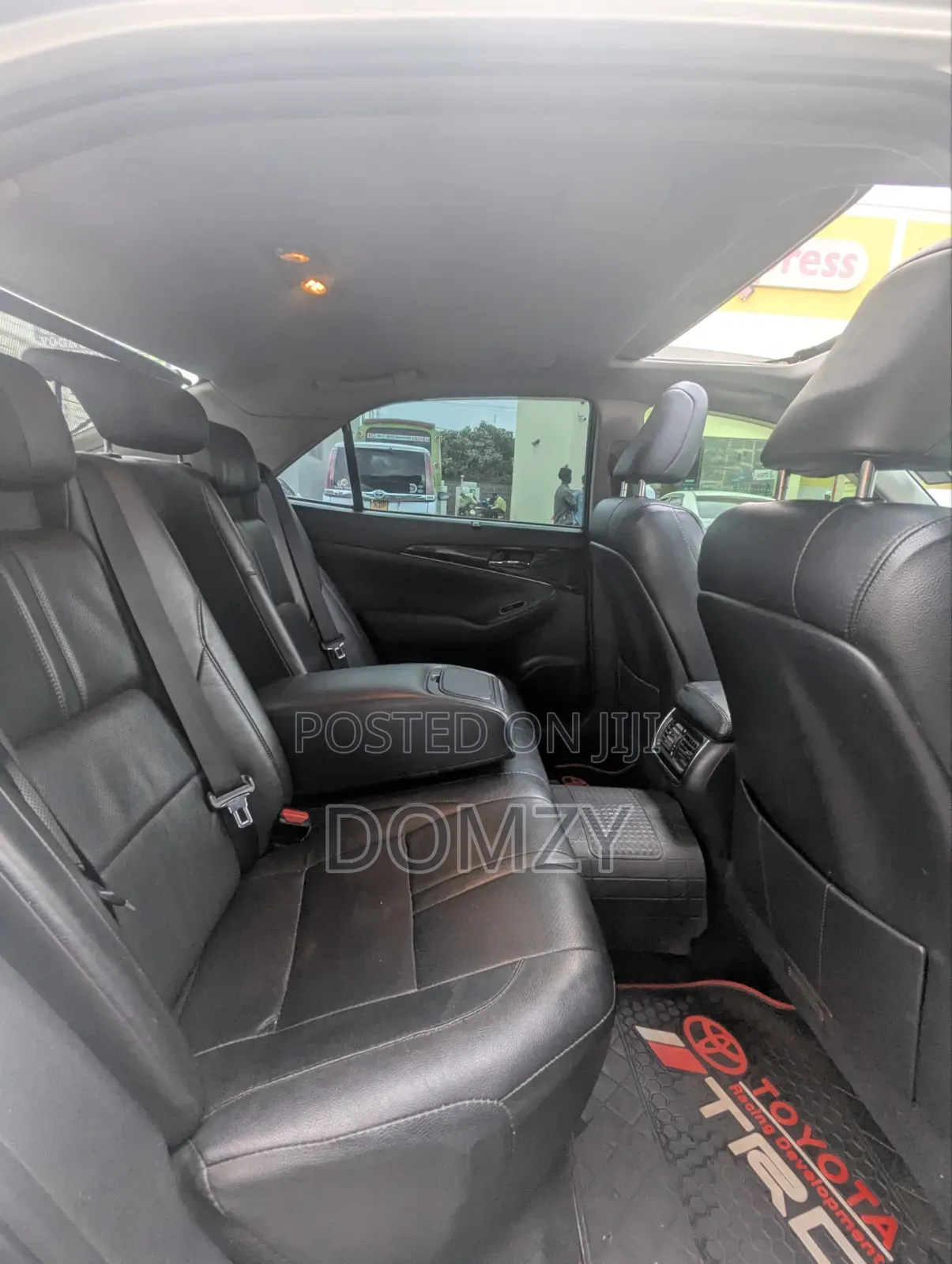Toyota Crown 2013 Silver