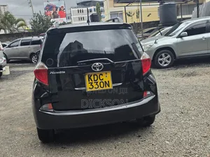 Toyota Ractis 2014 Black