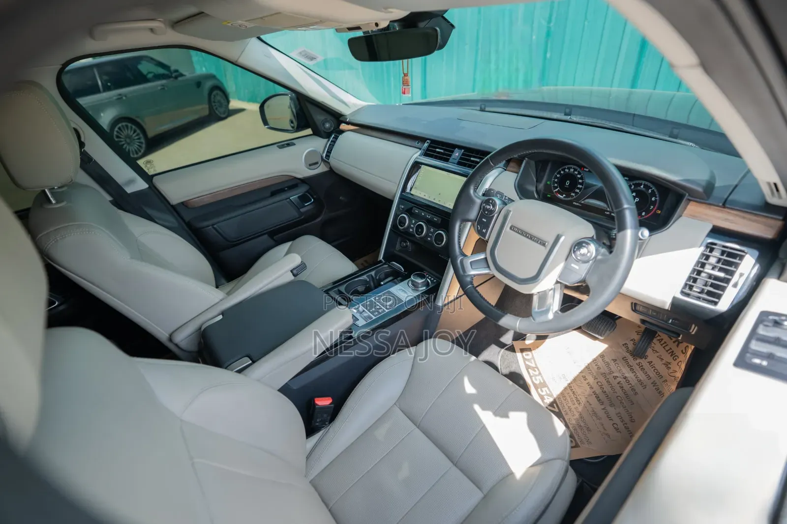 Land Rover Discovery 2019 Black