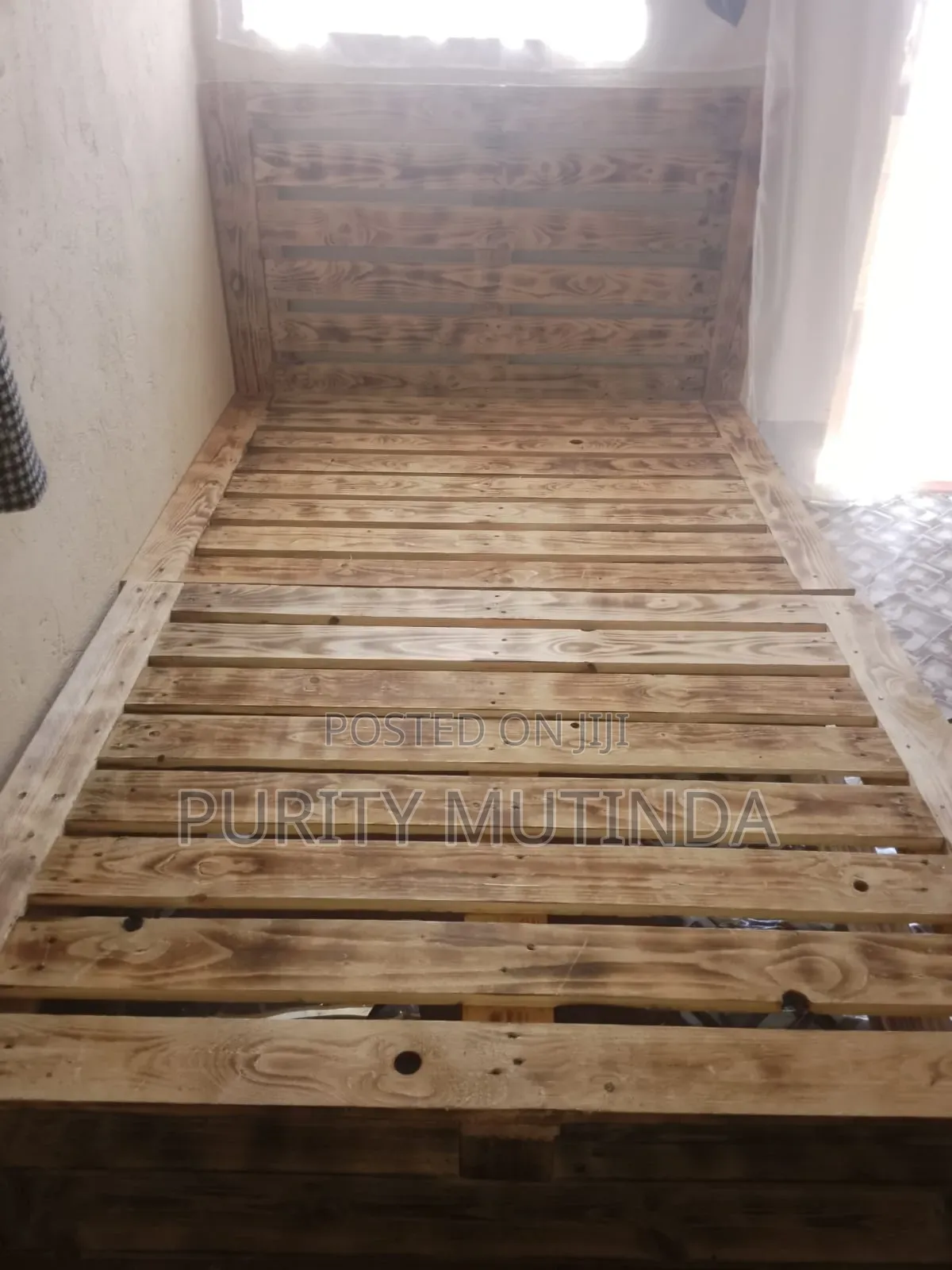 Pallet Bed