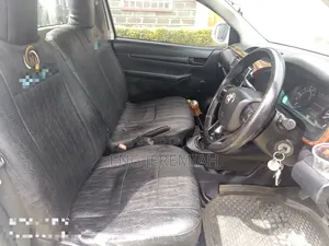 Toyota Hilux 2015 White