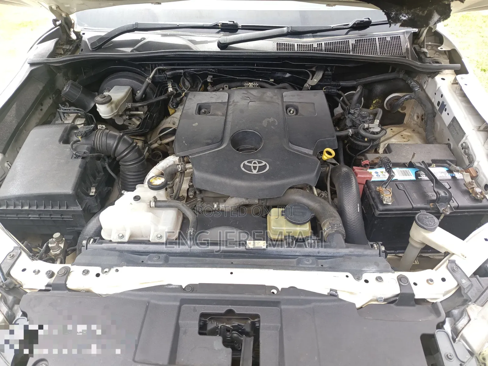 Toyota Hilux 2015 White