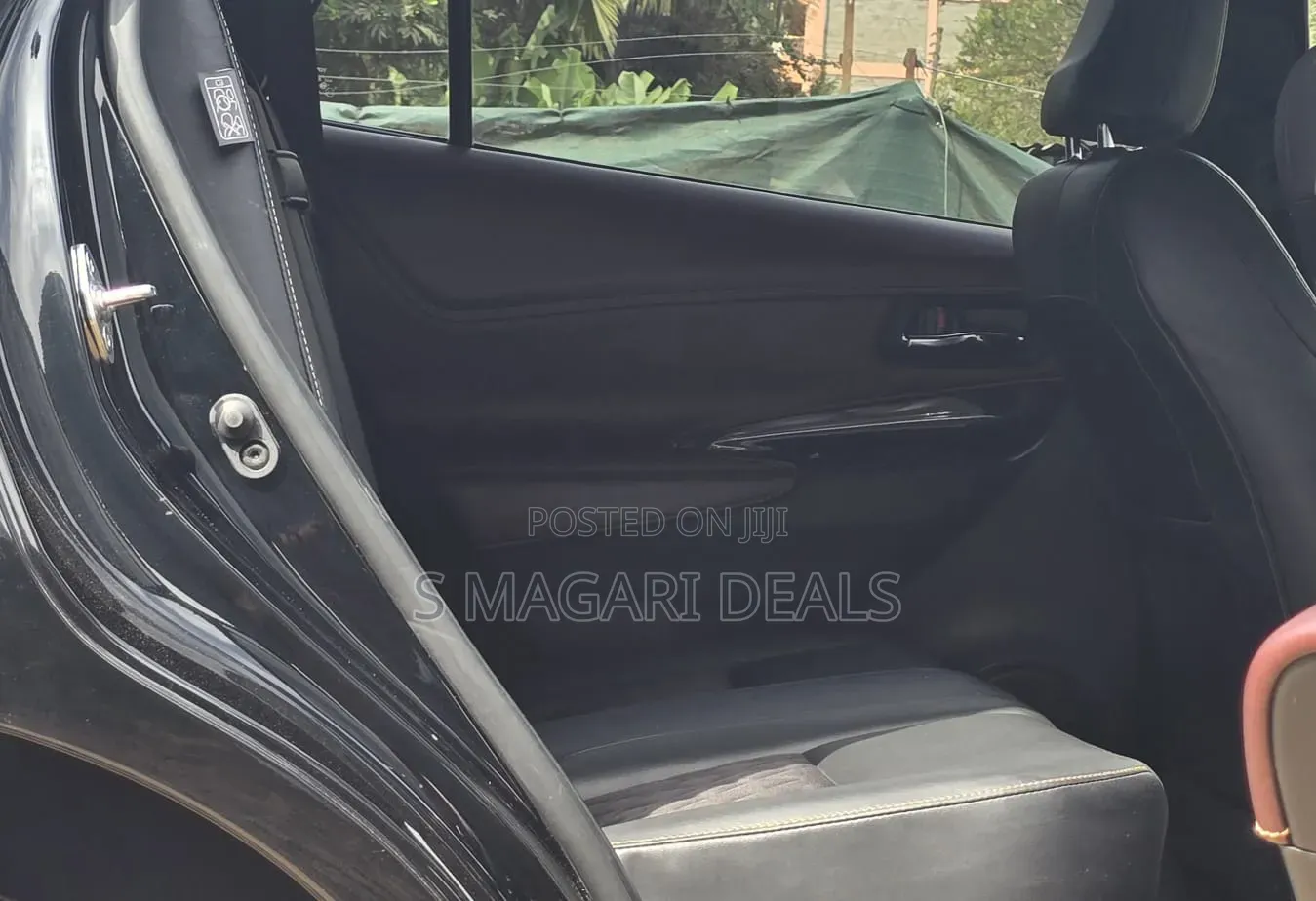 Toyota Harrier 2.0 2020 Black