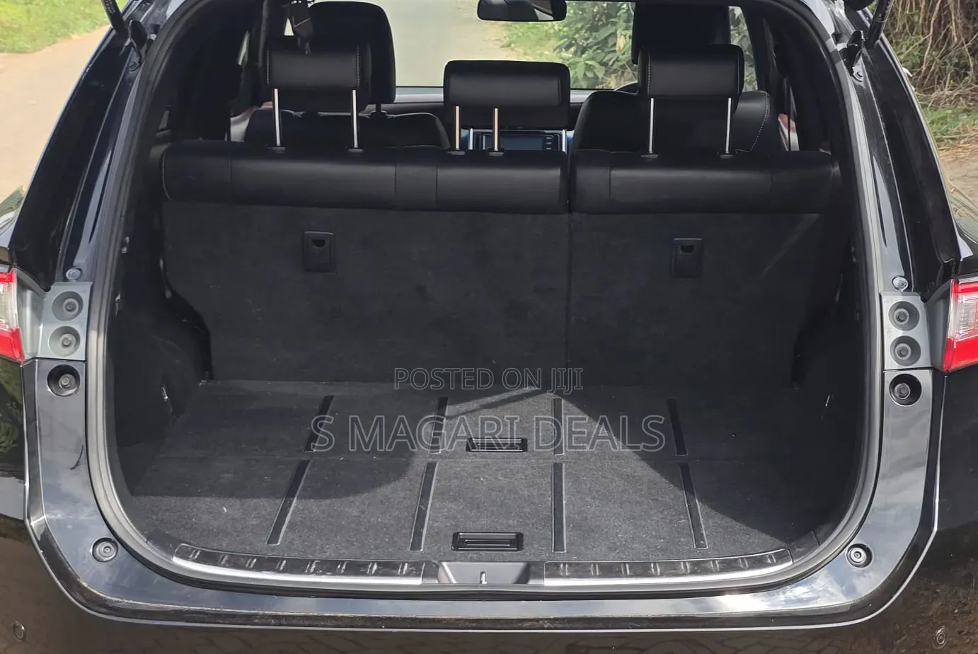 Toyota Harrier 2.0 2020 Black