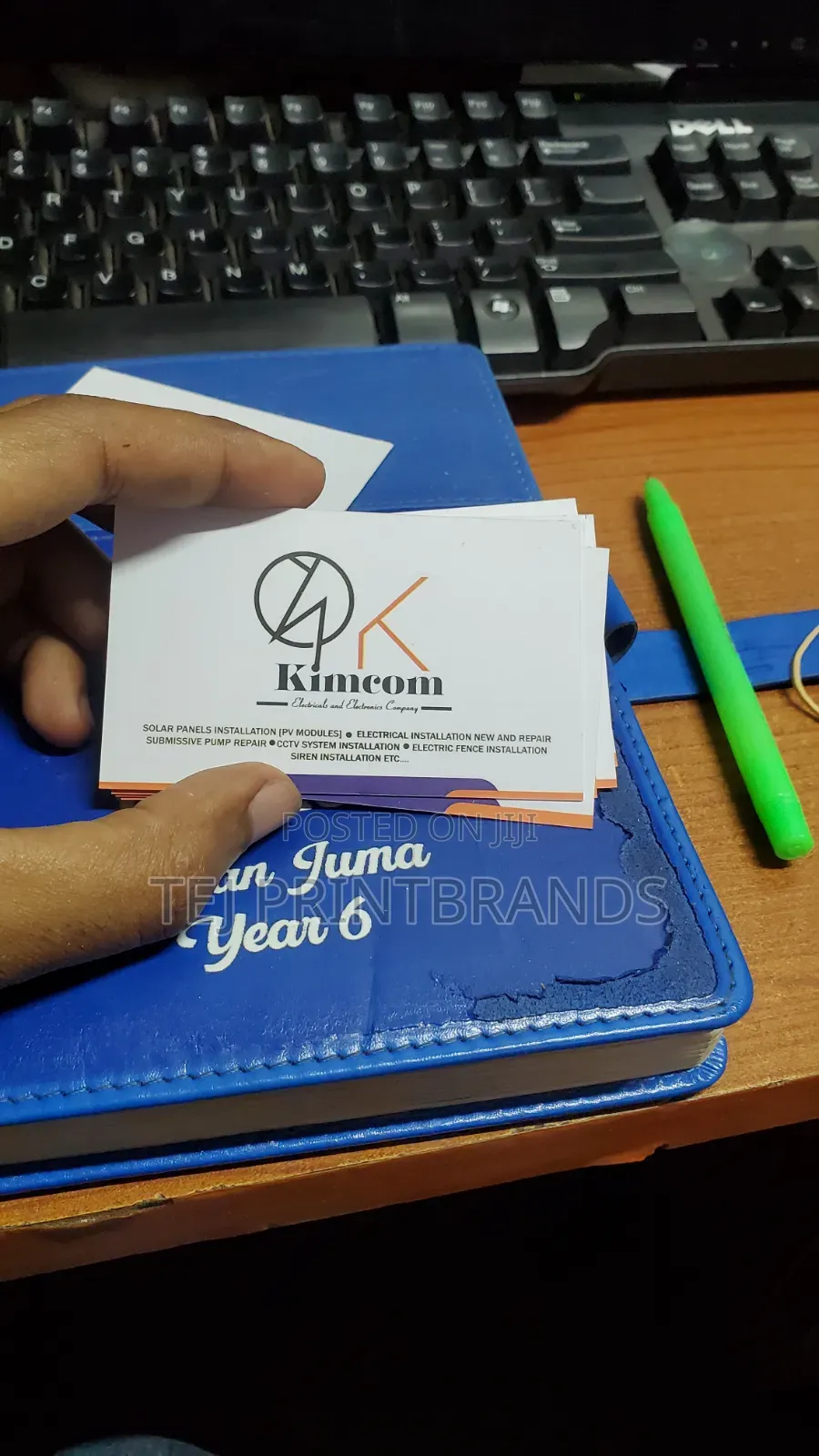 Business Cards(Free Design for 100+ Pcs)