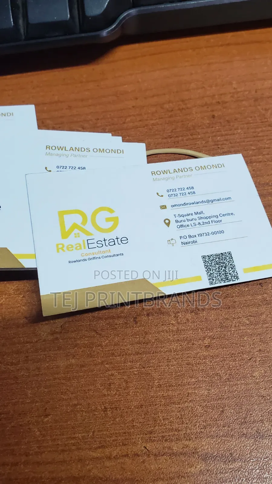 Business Cards(Free Design for 100+ Pcs)
