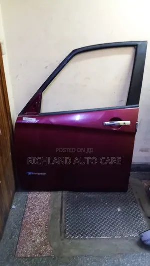 Front Door LHS Serena Gc27