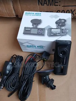 Car Dash Cam 3-in-1 | Front, Back Cabin Recording