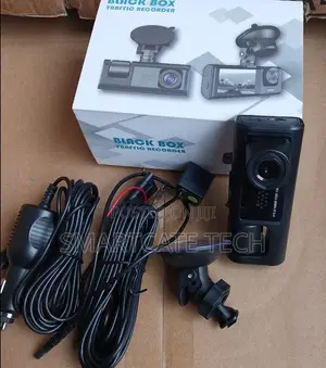 Car Dash Cam 3-in-1 | Front, Back Cabin Recording
