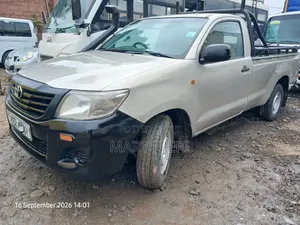 Toyota Hilux 2.5 D-4D SRX 2011 Gray