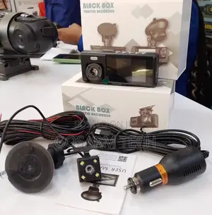 Black Box 3 in 1 Car Dashcamera – Front, Rear Interior Cameras