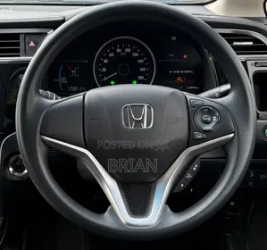 Honda Fit Shuttle 2019 White