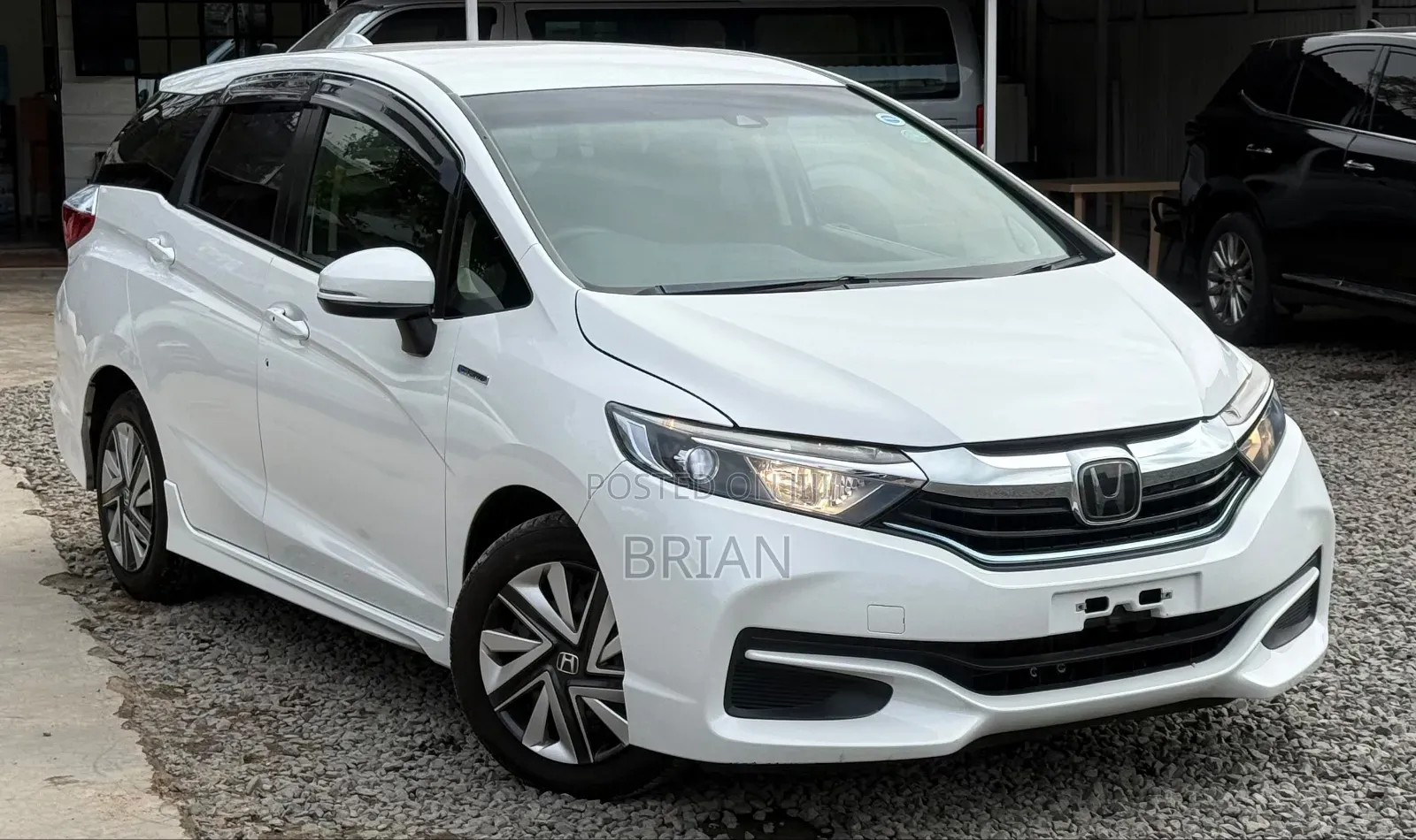 Honda Fit Shuttle 2019 White