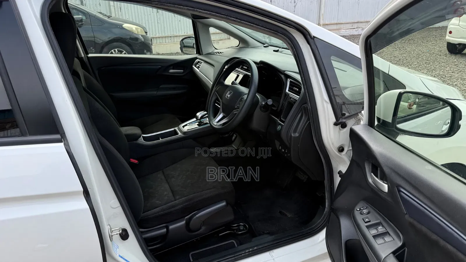 Honda Fit Shuttle 2019 White