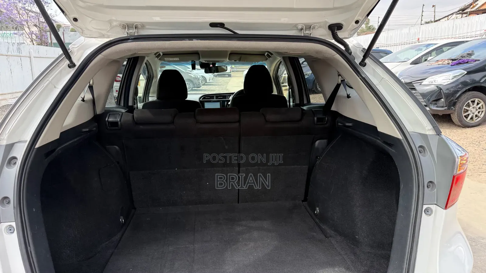 Honda Fit Shuttle 2019 White