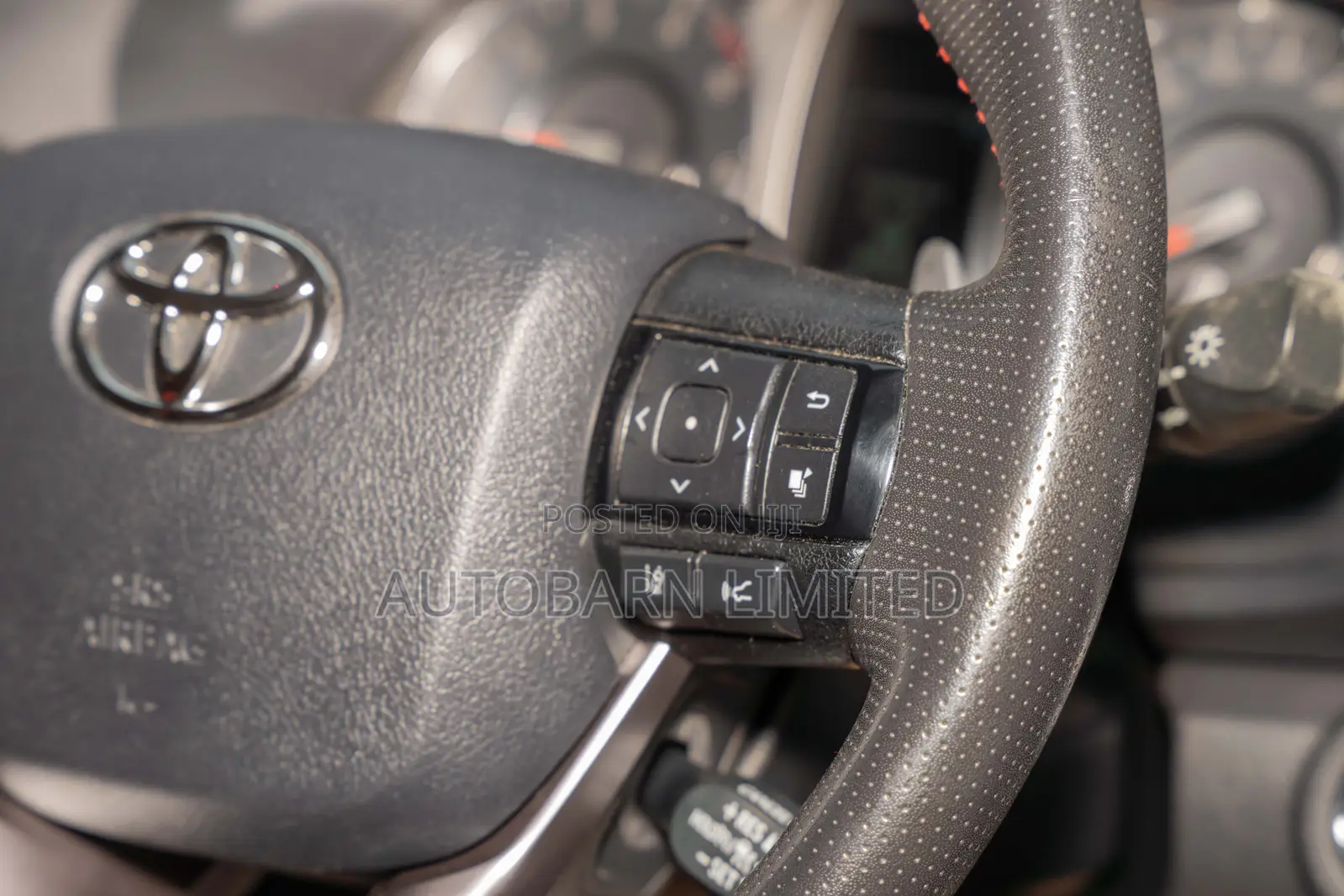 Toyota Hilux 2022 Black