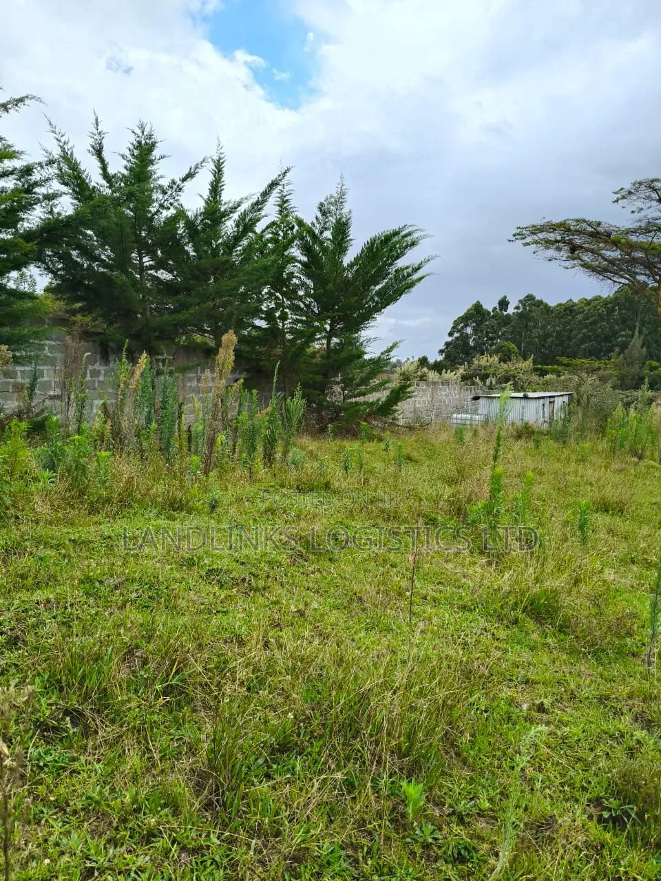 Kerarapon Ngong 10 Acres for Town Houses, Villa, School, Hotel