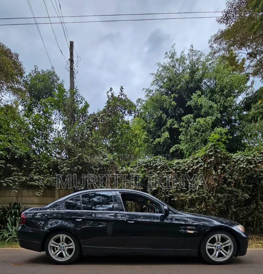 BMW 320i 2005 Black