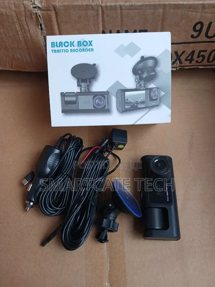 3-Channel Dash Cam for Cars With Front Rear and Interior Cameras