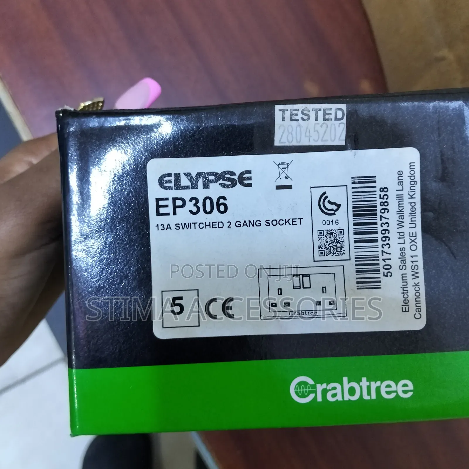 Twin Socket Crabtree
